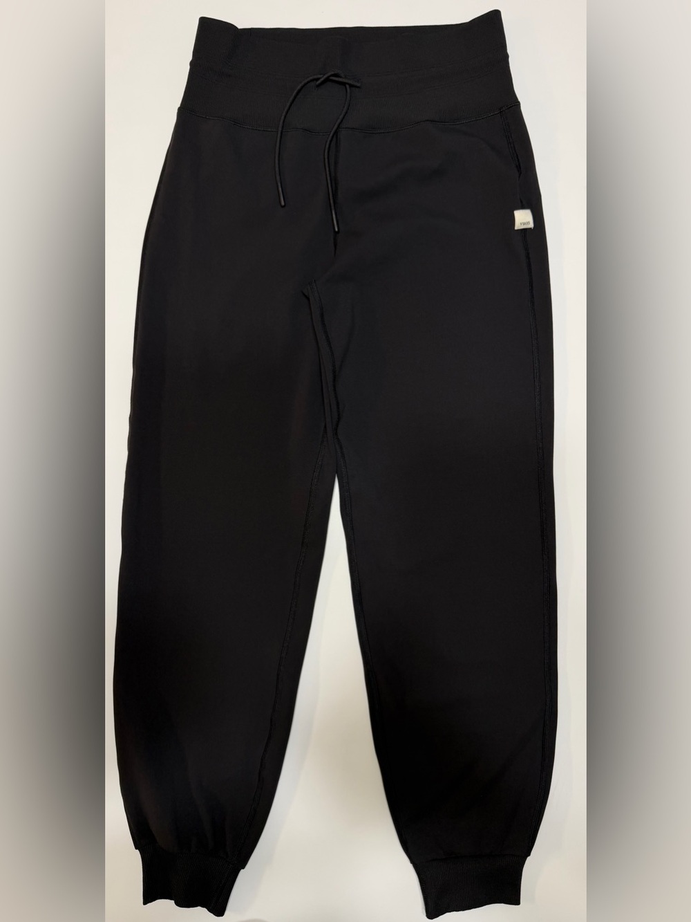 Vuori Black Women’s Jogger Sweatpants
